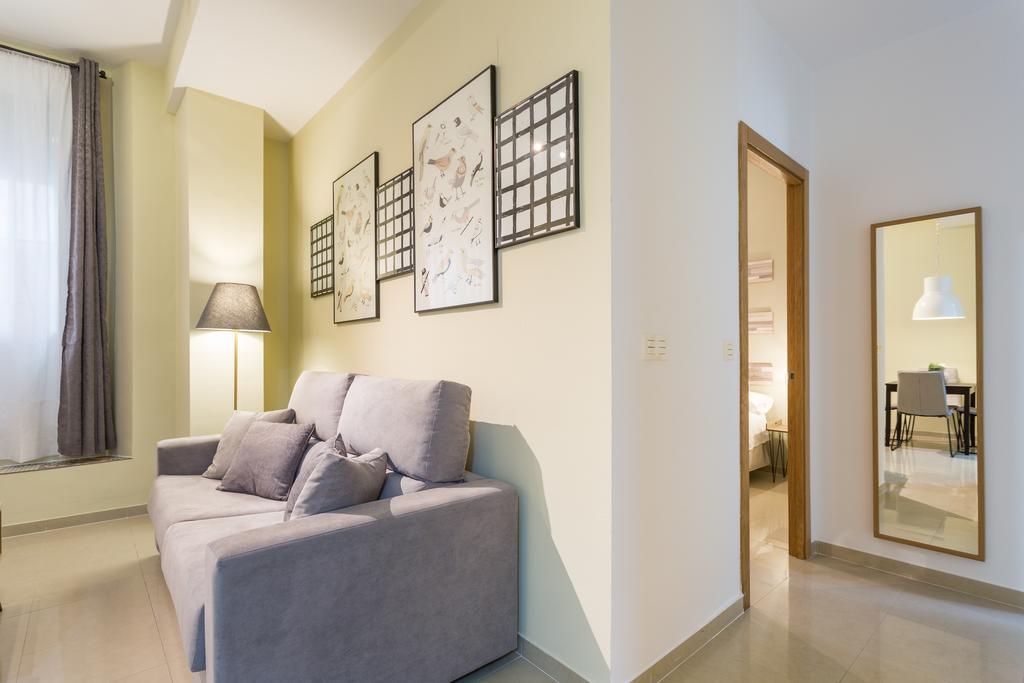 Apartamentos Diaber San Leandro Sevilla Dış mekan fotoğraf