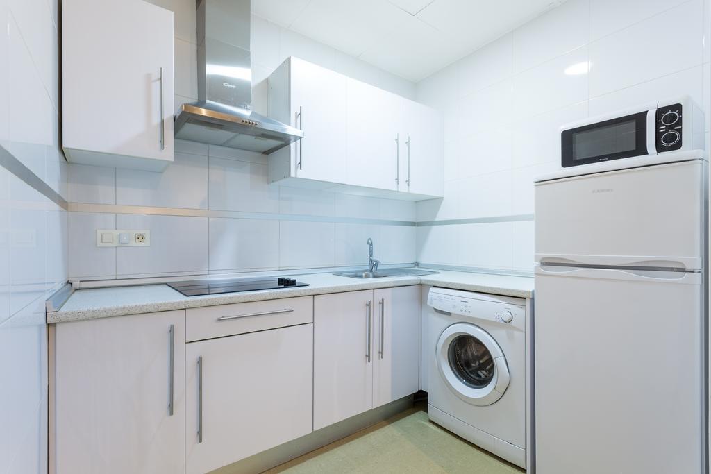 Apartamentos Diaber San Leandro Sevilla Dış mekan fotoğraf